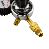 Harris 825 Oxygen Pressure Regulator - 0 to 1000kPa - Vertical Inlet 